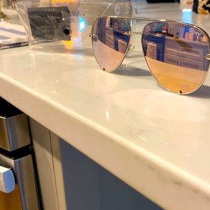 Quay x Desi Perkins High Key sunglasses